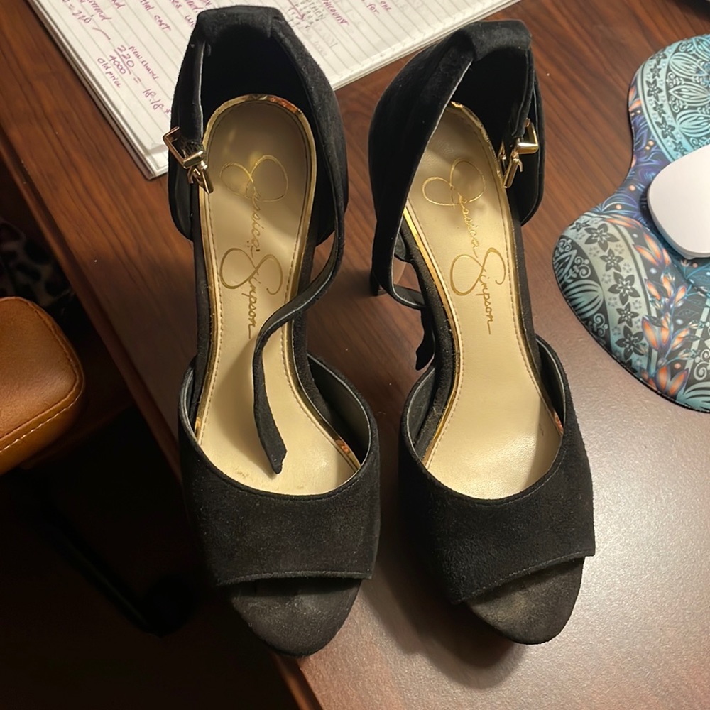 Jessica Simpson 5.5 Beeya Suede heel